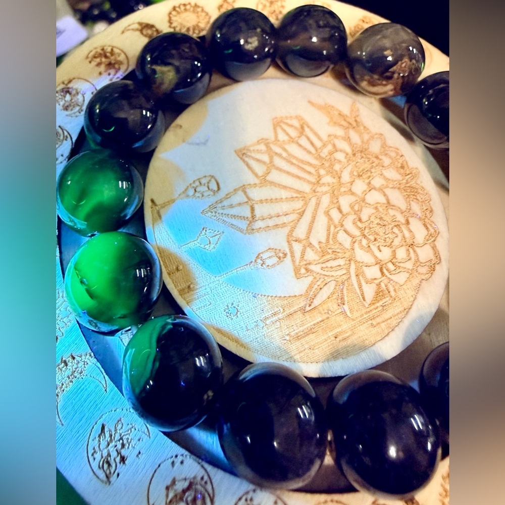 🌋 Volcano Agate Bracelet – 13 mm Beads